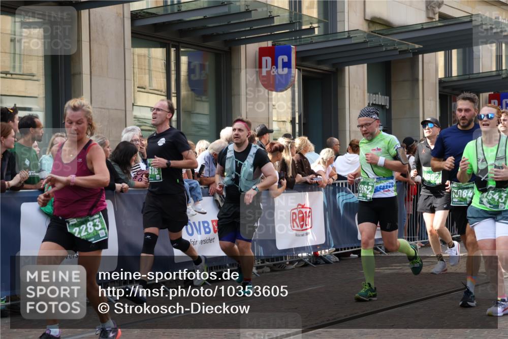 13.09.2026 - 21. swb-Marathon Bremen Strokosch-Dieckow http://msf.ph/oto/10353605 13.09.2026 13:33:03 Ziel 831, 1124, 2283, 2393, 2818, 2980, 4052, 4219, 4243, 4260, 4408, 4492, 4536, 4543, 4565, 5040, 5191, 5324, 5395, 5560, 5660, 5726, 5790, 5861, 5862, 5914, 6256, 6421, 6597, 6614, 6777, 6844, 6882, 6915, 6997, 7145, 7421, 7467, 7523, 7789, 7830, 8061, 8093, 8177, 8501, 8599, 8602, 9206, 9616, 9856, 9883, 13028, 13084, 13101, 891, 1532, 2440, 2638, 2959, 3167, 3404, 3710, 3773, 3902, 4194, 4233, 4659, 5009, 5090, 5581 meine-sportfotos.de