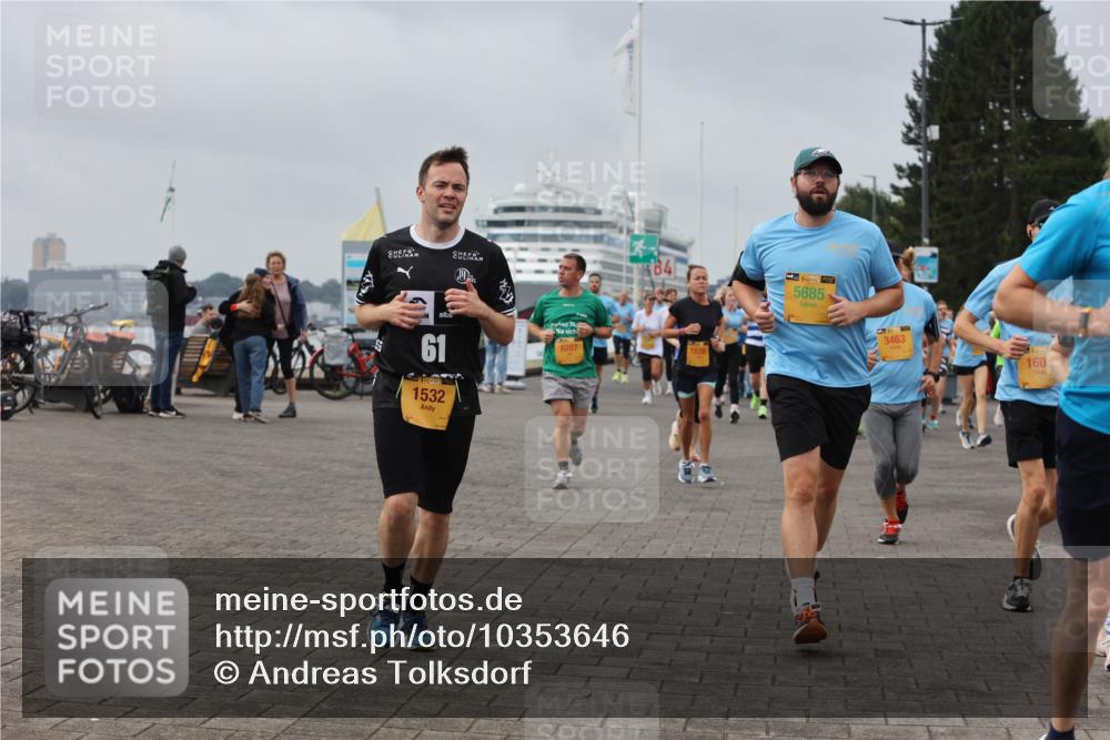 13.09.2026 - Kiel Lauf Andreas Tolksdorf http://msf.ph/oto/10353646 13.09.2026 09:57:13 Kiellinie 61, 1, 98, 1532, 6287, 38, 5685, 3463, 160 meine-sportfotos.de
