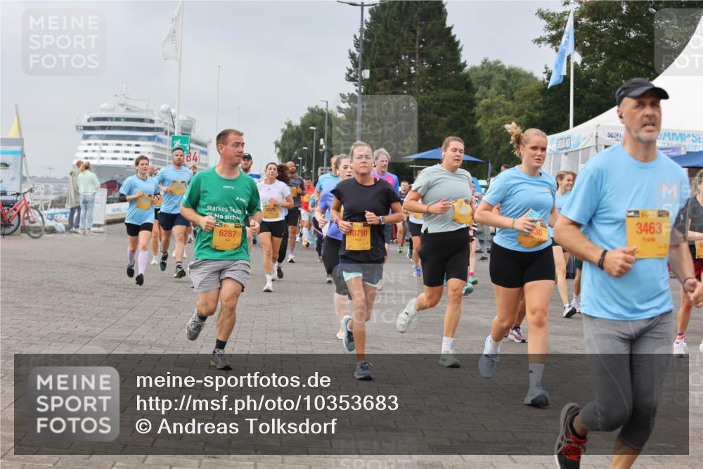 13.09.2026 - Kiel Lauf Andreas Tolksdorf http://msf.ph/oto/10353683 13.09.2026 09:57:16 Kiellinie 84, 39, 6287, 8678, 0790, 3463 meine-sportfotos.de