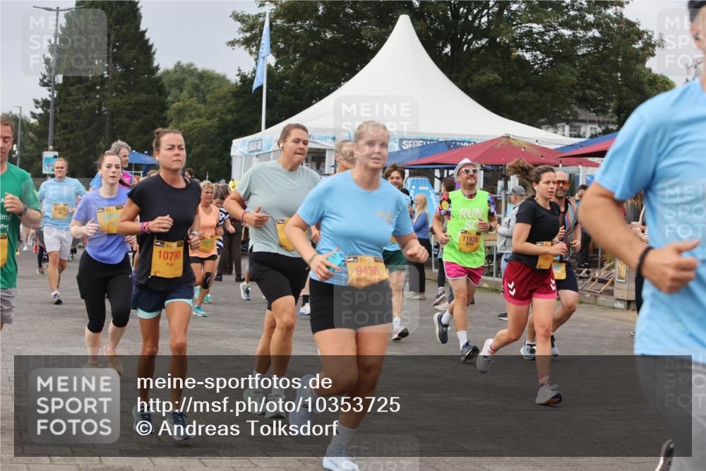 13.09.2026 - Kiel Lauf Andreas Tolksdorf http://msf.ph/oto/10353725 13.09.2026 09:57:17 Kiellinie 10272, 10790, 9436, 11635 meine-sportfotos.de
