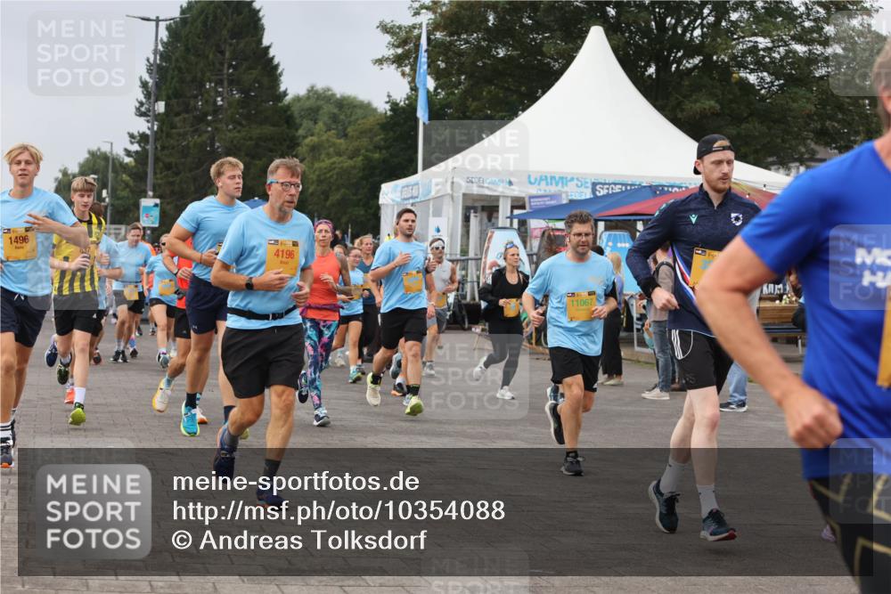 13.09.2026 - Kiel Lauf Andreas Tolksdorf http://msf.ph/oto/10354088 13.09.2026 09:57:35 Kiellinie 1496, 35, 4196, 11067 meine-sportfotos.de