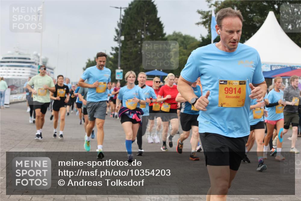 13.09.2026 - Kiel Lauf Andreas Tolksdorf http://msf.ph/oto/10354203 13.09.2026 09:57:39 Kiellinie 48, 9914 meine-sportfotos.de