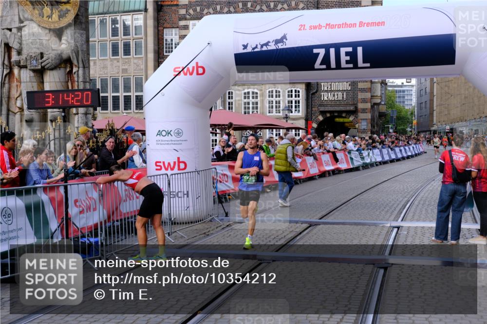 13.09.2026 - 21. swb-Marathon Bremen Tim E. http://msf.ph/oto/10354212 13.09.2026 12:45:09 Ziel 289, 814, 1187, 1840, 4474, 6485, 8285 meine-sportfotos.de