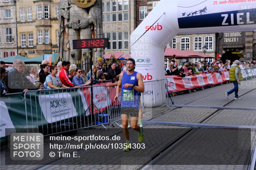 13.09.2026 - 21. swb-Marathon Bremen Tim E. http://msf.ph/oto/10354303 13.09.2026 12:45:10 Ziel 289, 814, 1187, 1840, 4474, 6485, 8285 meine-sportfotos.de