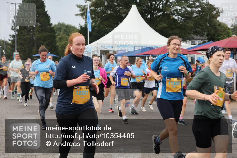 13.09.2026 - Kiel Lauf Andreas Tolksdorf http://msf.ph/oto/10354405 13.09.2026 09:57:45 Kiellinie 747, 38, 12327, 360 meine-sportfotos.de