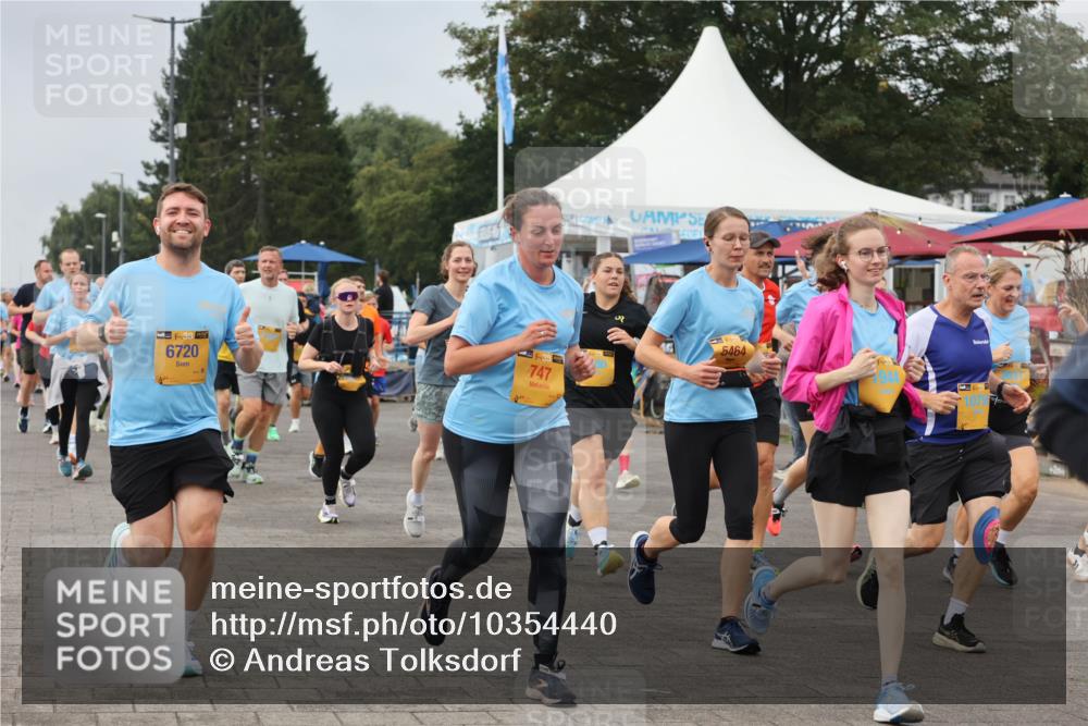 13.09.2026 - Kiel Lauf Andreas Tolksdorf http://msf.ph/oto/10354440 13.09.2026 09:57:46 Kiellinie 38, 6720, 38, 747, 5464, 10757 meine-sportfotos.de