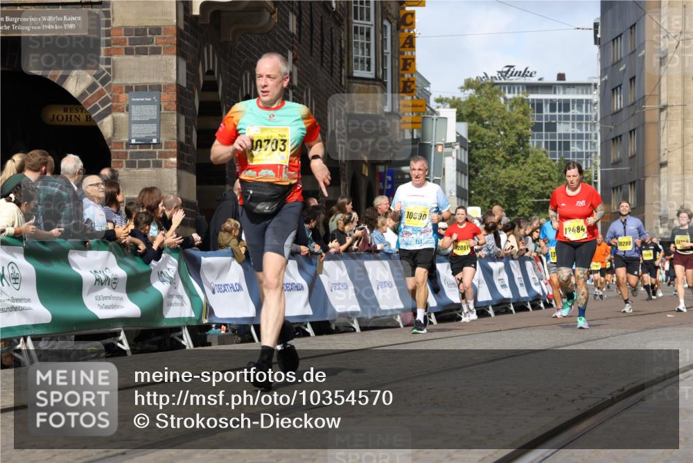 13.09.2026 - 21. swb-Marathon Bremen Strokosch-Dieckow http://msf.ph/oto/10354570 13.09.2026 10:56:02 Ziel 10203, 10243, 10297, 10374, 10379, 10423, 10529, 10550, 10788, 10809, 10881, 10952, 11377, 11510, 11557, 11748, 11862, 11975, 12030, 12108, 12125, 12143, 12150, 12188, 12348, 10246, 10365, 10443, 10699, 10949, 10957, 10960, 11219, 11280, 11570, 11693, 11782, 12452, 12476 meine-sportfotos.de