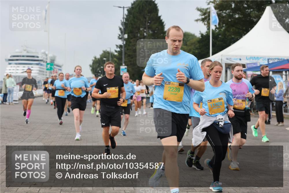 13.09.2026 - Kiel Lauf Andreas Tolksdorf http://msf.ph/oto/10354587 13.09.2026 09:57:51 Kiellinie 7046, 38, 2239, 11202, 825, 5317 meine-sportfotos.de