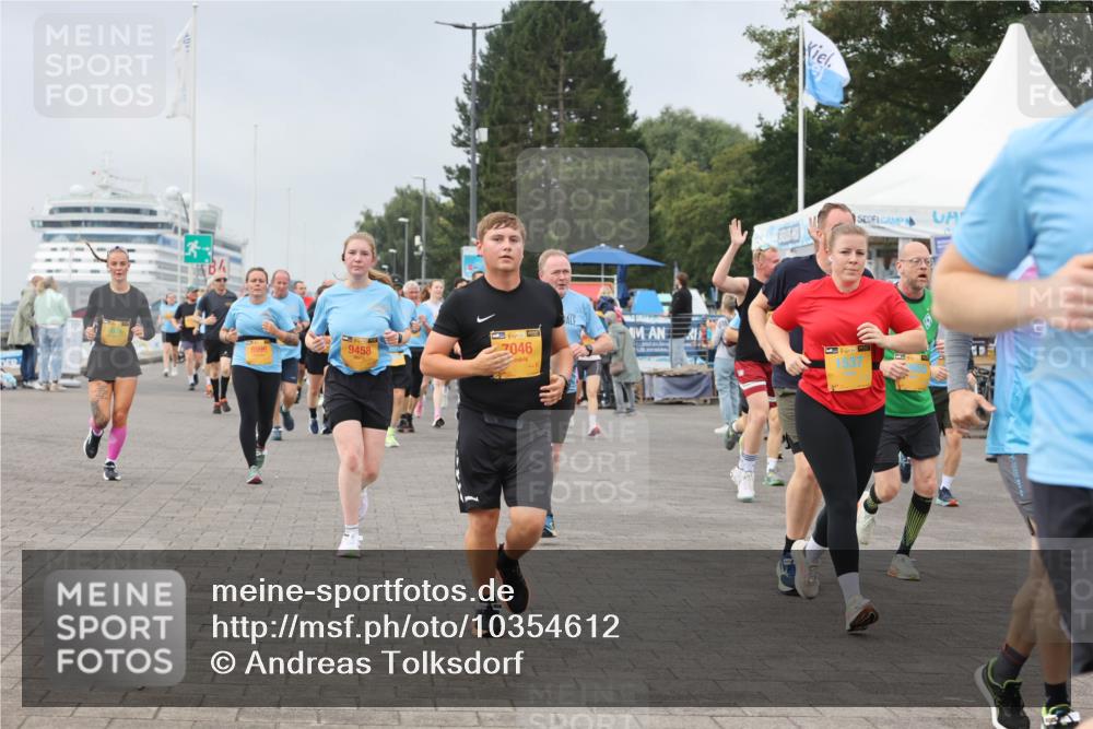 13.09.2026 - Kiel Lauf Andreas Tolksdorf http://msf.ph/oto/10354612 13.09.2026 09:57:51 Kiellinie 3, 9458, 38, 7046, 39, 1537 meine-sportfotos.de