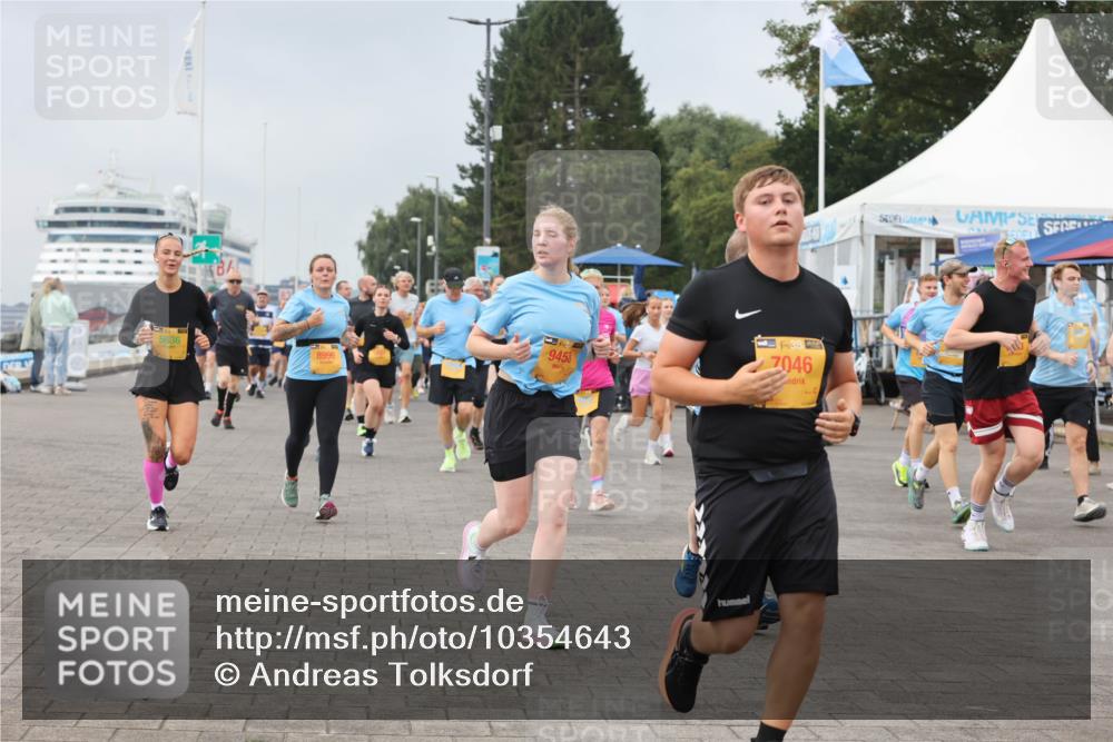 13.09.2026 - Kiel Lauf Andreas Tolksdorf http://msf.ph/oto/10354643 13.09.2026 09:57:52 Kiellinie 5636, 9458, 8996, 38, 7046 meine-sportfotos.de