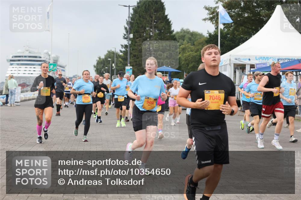 13.09.2026 - Kiel Lauf Andreas Tolksdorf http://msf.ph/oto/10354650 13.09.2026 09:57:53 Kiellinie 5636, 8996, 9458, 1, 38, 7046 meine-sportfotos.de