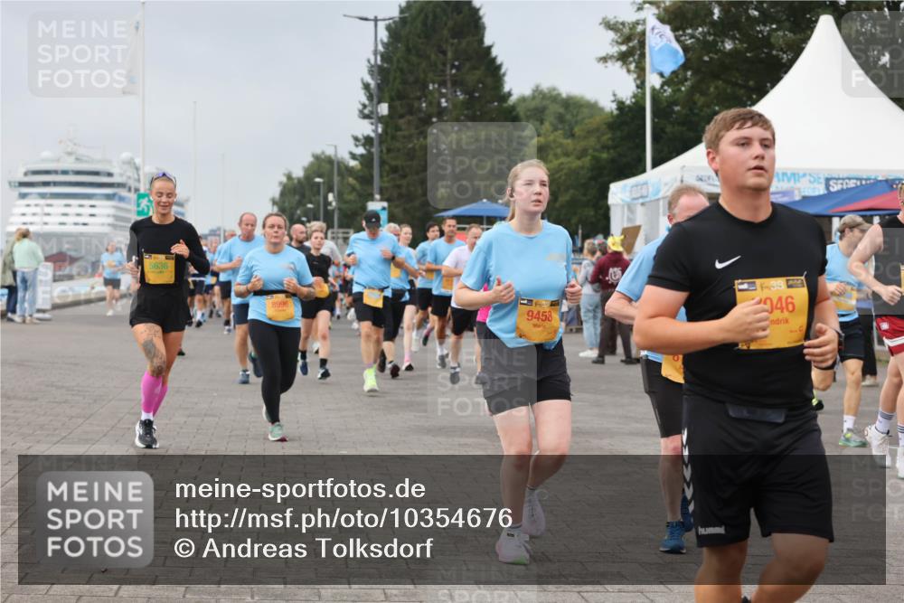 13.09.2026 - Kiel Lauf Andreas Tolksdorf http://msf.ph/oto/10354676 13.09.2026 09:57:53 Kiellinie 5636, 8996, 9458, 38, 946 meine-sportfotos.de