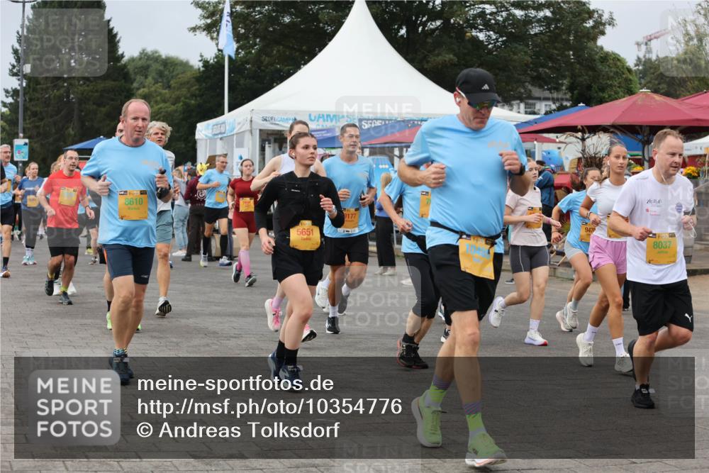 13.09.2026 - Kiel Lauf Andreas Tolksdorf http://msf.ph/oto/10354776 13.09.2026 09:57:57 Kiellinie 39, 8610, 5651, 39, 9177, 9470, 8037 meine-sportfotos.de