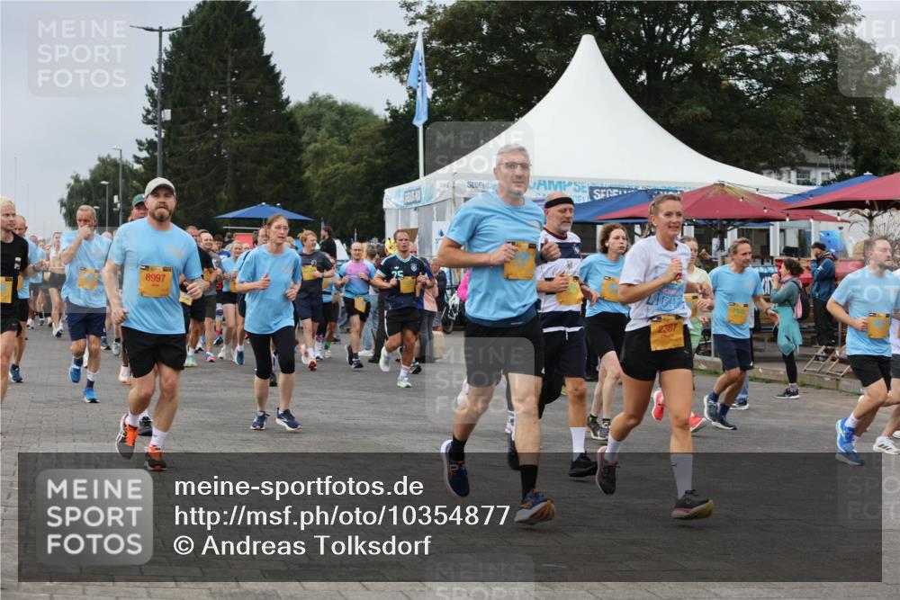 13.09.2026 - Kiel Lauf Andreas Tolksdorf http://msf.ph/oto/10354877 13.09.2026 09:58:01 Kiellinie 8997, 2387 meine-sportfotos.de