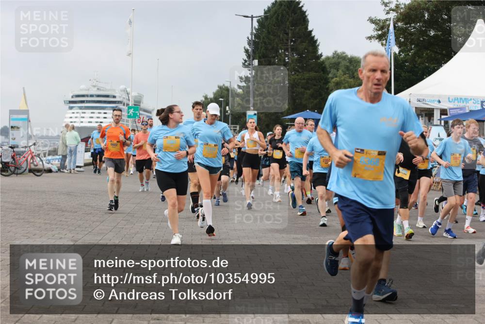 13.09.2026 - Kiel Lauf Andreas Tolksdorf http://msf.ph/oto/10354995 13.09.2026 09:58:05 Kiellinie 6602, 2357, 5992 meine-sportfotos.de