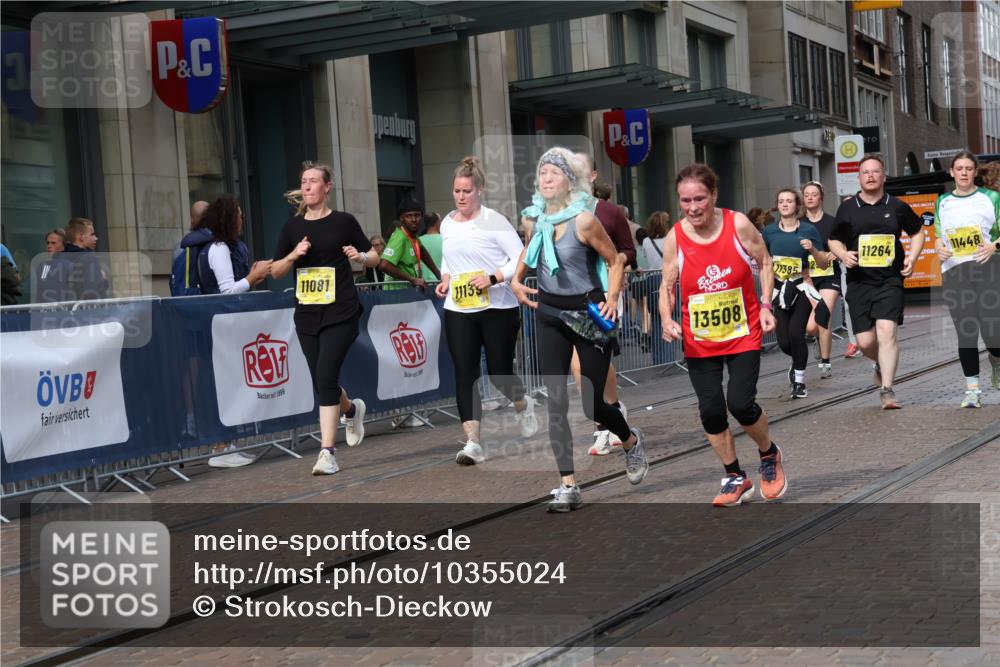 13.09.2026 - 21. swb-Marathon Bremen Strokosch-Dieckow http://msf.ph/oto/10355024 13.09.2026 11:16:01 Ziel 10242, 11026, 11081, 11139, 11181, 11200, 11264, 11274, 11385, 11448, 11573, 11768, 12057, 12151, 12539, 13508, 10474, 10572, 10665, 10900, 11217, 11307, 11549, 11613, 11778, 11897, 11940, 12046, 12137, 12306 meine-sportfotos.de