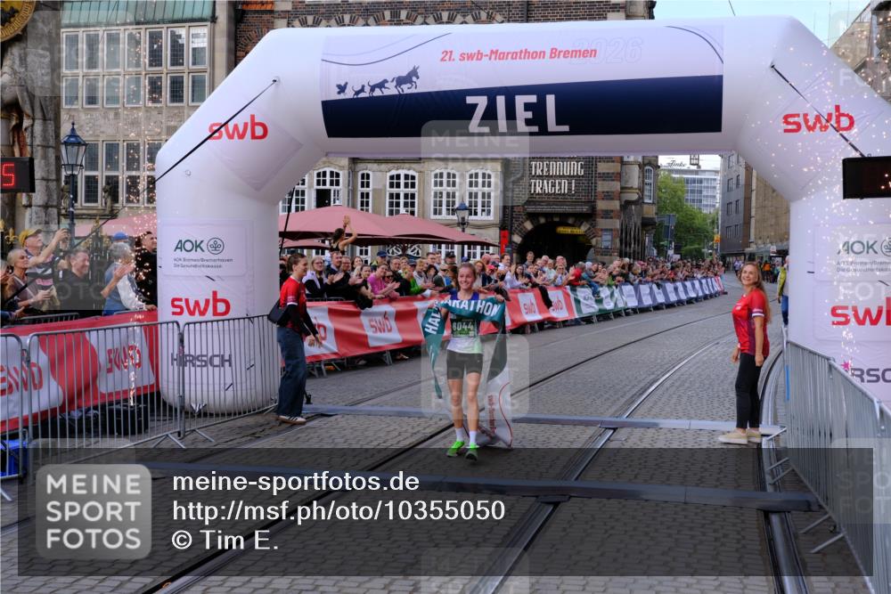 13.09.2026 - 21. swb-Marathon Bremen Tim E. http://msf.ph/oto/10355050 13.09.2026 12:46:34 Ziel 103, 1352, 8044 meine-sportfotos.de