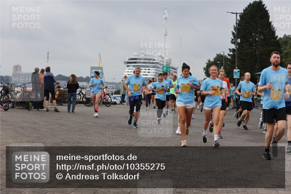 13.09.2026 - Kiel Lauf Andreas Tolksdorf http://msf.ph/oto/10355275 13.09.2026 09:58:12 Kiellinie 12000, 8561, 6540, 120 meine-sportfotos.de