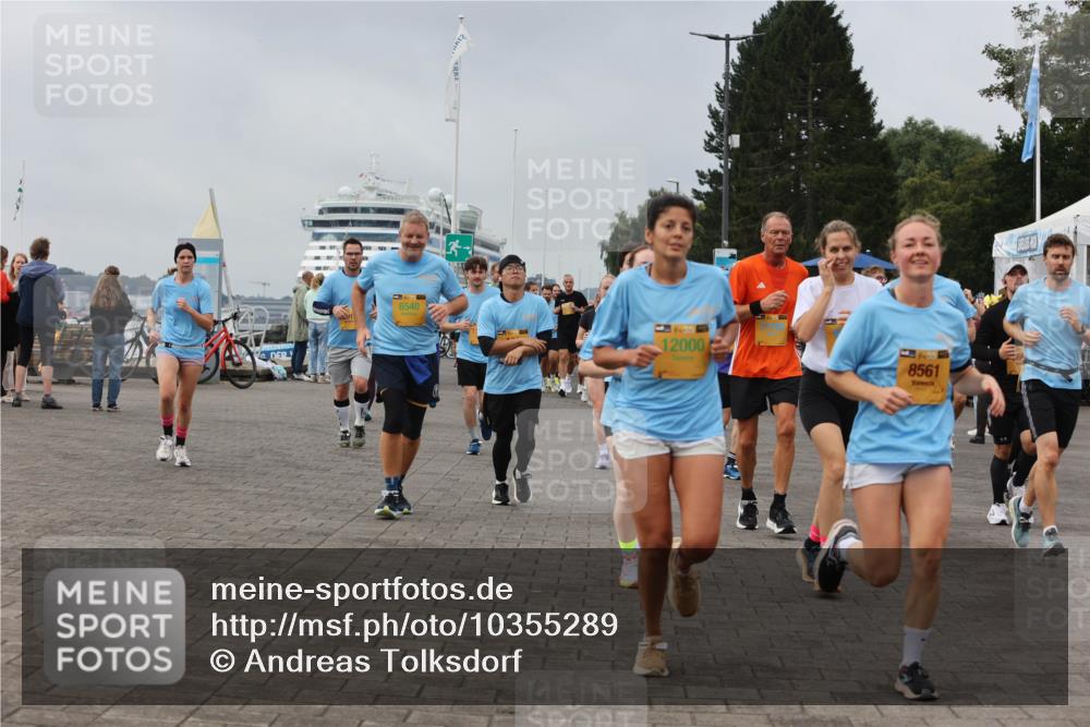 13.09.2026 - Kiel Lauf Andreas Tolksdorf http://msf.ph/oto/10355289 13.09.2026 09:58:14 Kiellinie 6540, 3, 2, 1, 351, 12000, 70, 8561 meine-sportfotos.de