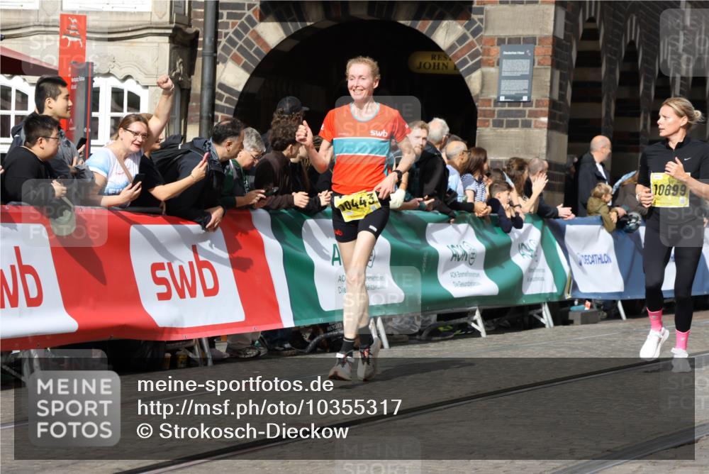 13.09.2026 - 21. swb-Marathon Bremen Strokosch-Dieckow http://msf.ph/oto/10355317 13.09.2026 10:56:24 Ziel 10246, 10298, 10365, 10690, 10703, 10949, 10957, 10960, 11219, 11782, 11790, 11972, 12061, 12476, 12484, 13565, 10240, 10356, 10372, 10675, 10721, 10824, 10936, 11069, 11256, 11349, 11407, 11601, 11844, 11855, 11871, 11911, 11996, 12543 meine-sportfotos.de