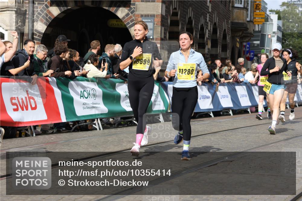 13.09.2026 - 21. swb-Marathon Bremen Strokosch-Dieckow http://msf.ph/oto/10355414 13.09.2026 10:56:25 Ziel 10246, 10298, 10365, 10443, 10690, 10699, 10949, 10957, 10960, 11219, 11280, 11782, 11790, 11972, 12061, 12476, 12484, 13565, 10240, 10356, 10372, 10540, 10675, 10721, 10824, 10936, 11069, 11349, 11407, 11474, 11601, 11844, 11855, 11871, 11911, 11996, 12543 meine-sportfotos.de