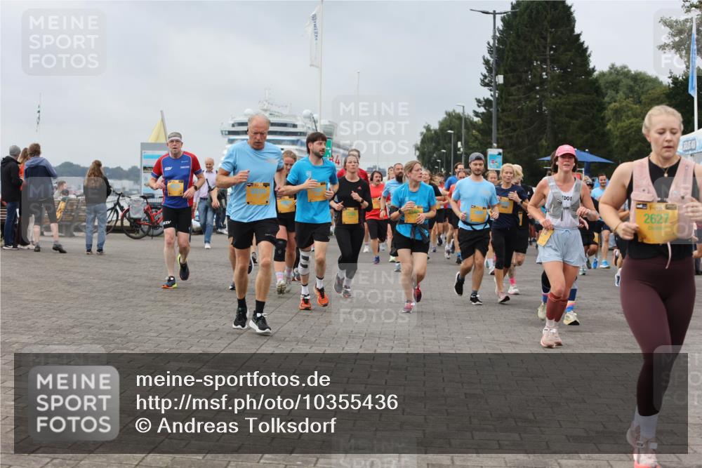 13.09.2026 - Kiel Lauf Andreas Tolksdorf http://msf.ph/oto/10355436 13.09.2026 09:58:27 Kiellinie 2627 meine-sportfotos.de
