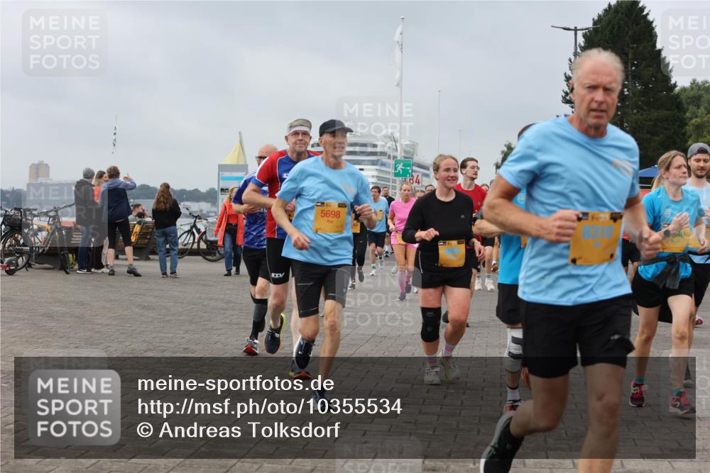 13.09.2026 - Kiel Lauf Andreas Tolksdorf http://msf.ph/oto/10355534 13.09.2026 09:58:29 Kiellinie 5698, 13, 340 meine-sportfotos.de