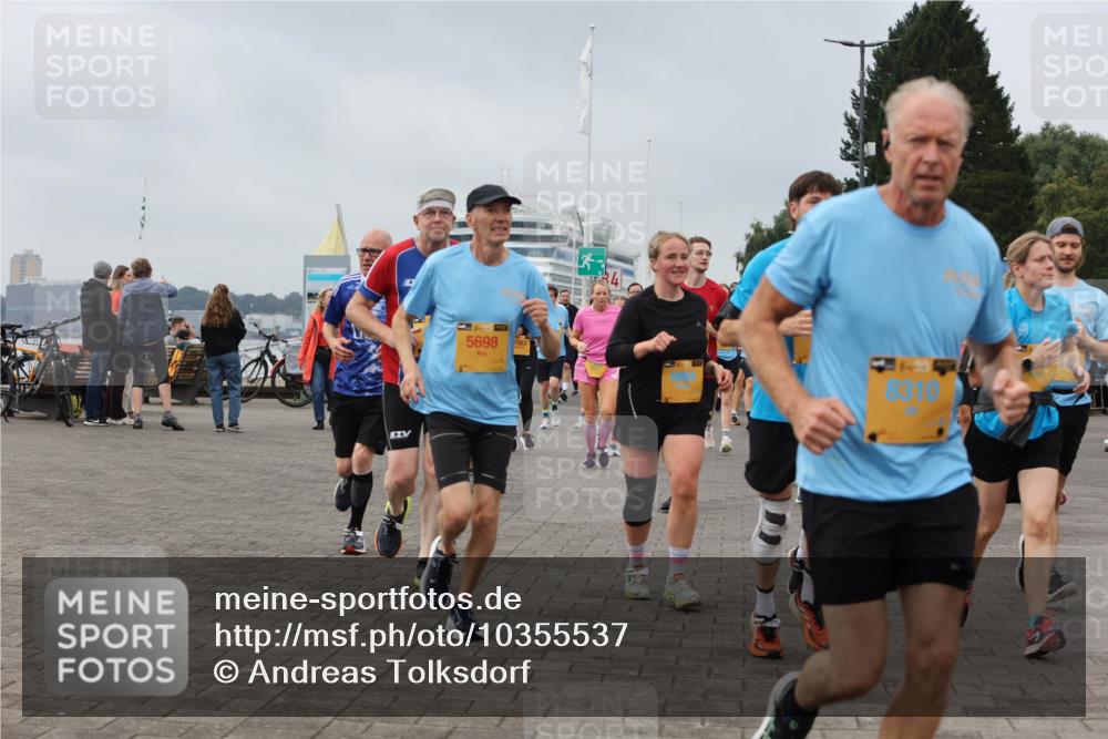 13.09.2026 - Kiel Lauf Andreas Tolksdorf http://msf.ph/oto/10355537 13.09.2026 09:58:29 Kiellinie 5698, 8310 meine-sportfotos.de