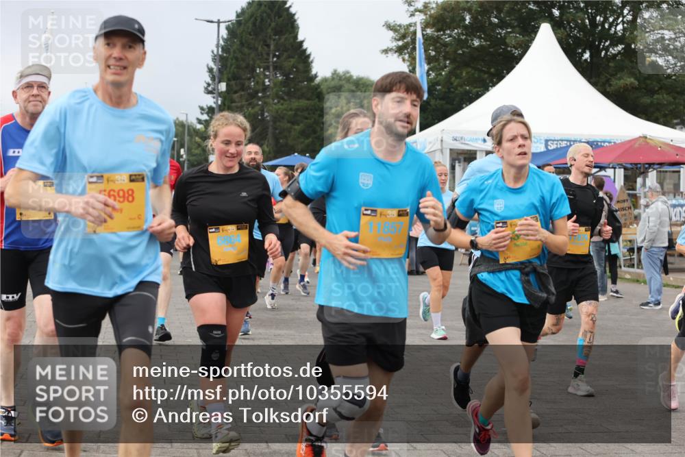 13.09.2026 - Kiel Lauf Andreas Tolksdorf http://msf.ph/oto/10355594 13.09.2026 09:58:31 Kiellinie 5698, 38, 11857, 7 meine-sportfotos.de