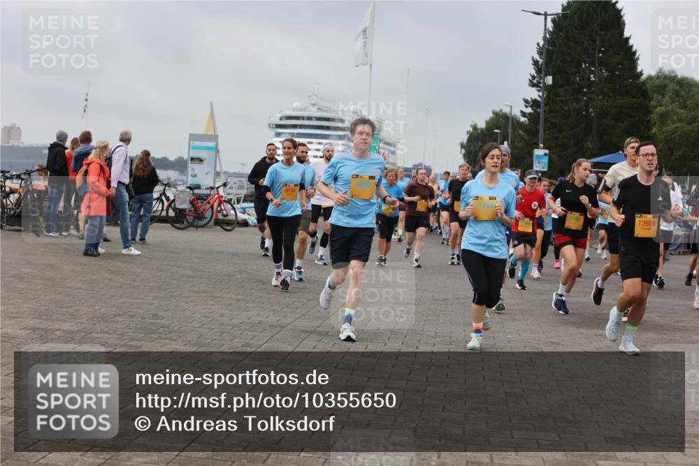 13.09.2026 - Kiel Lauf Andreas Tolksdorf http://msf.ph/oto/10355650 13.09.2026 09:58:35 Kiellinie 9134, 7468, 12689 meine-sportfotos.de