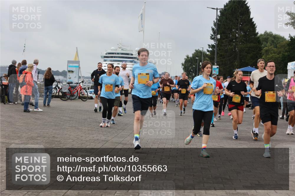 13.09.2026 - Kiel Lauf Andreas Tolksdorf http://msf.ph/oto/10355663 13.09.2026 09:58:35 Kiellinie 11211, 9134, 12689, 7468 meine-sportfotos.de