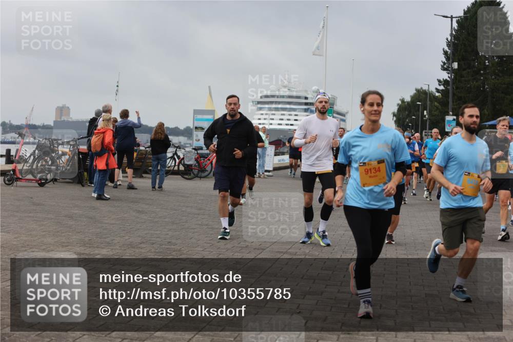 13.09.2026 - Kiel Lauf Andreas Tolksdorf http://msf.ph/oto/10355785 13.09.2026 09:58:38 Kiellinie 39, 9134, 3123 meine-sportfotos.de