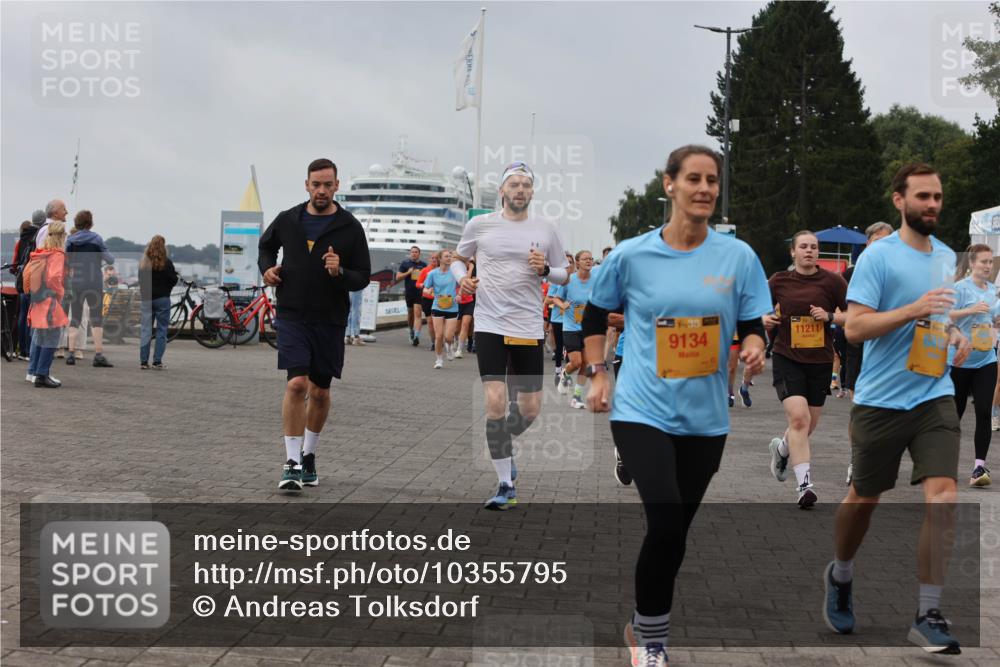 13.09.2026 - Kiel Lauf Andreas Tolksdorf http://msf.ph/oto/10355795 13.09.2026 09:58:39 Kiellinie 1, 30, 9134, 11211 meine-sportfotos.de