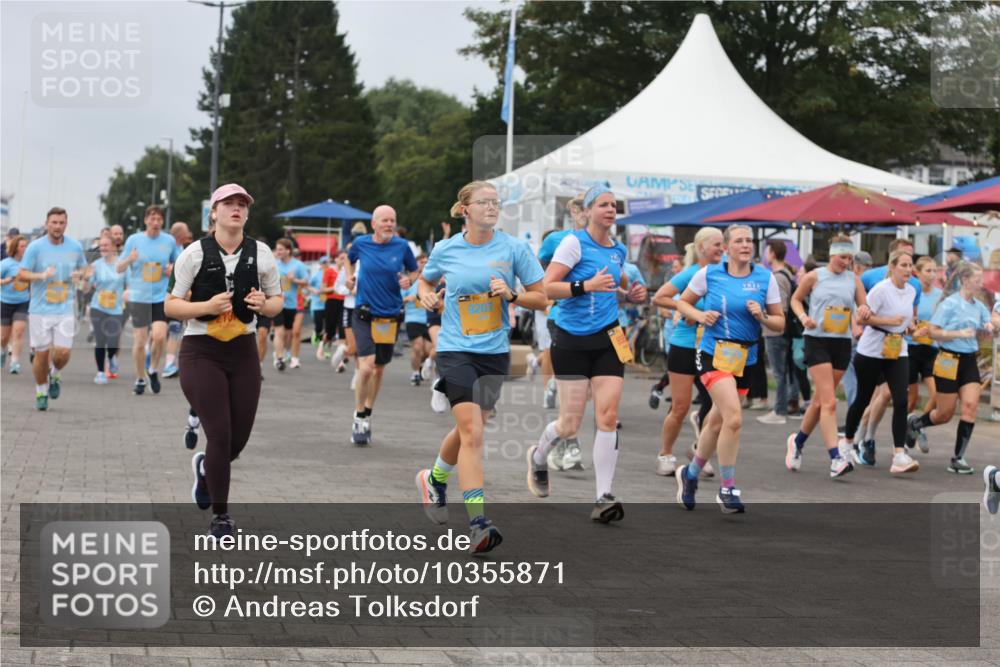 13.09.2026 - Kiel Lauf Andreas Tolksdorf http://msf.ph/oto/10355871 13.09.2026 09:58:43 Kiellinie 9207 meine-sportfotos.de