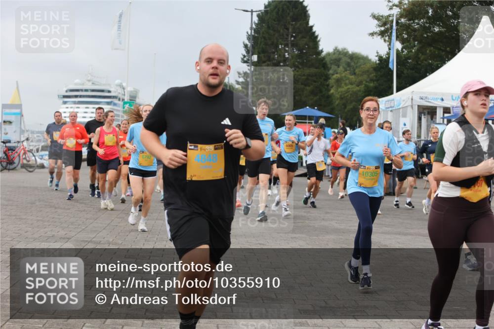13.09.2026 - Kiel Lauf Andreas Tolksdorf http://msf.ph/oto/10355910 13.09.2026 09:58:44 Kiellinie 4848, 450, 10305 meine-sportfotos.de