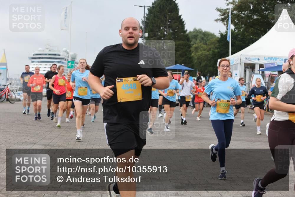 13.09.2026 - Kiel Lauf Andreas Tolksdorf http://msf.ph/oto/10355913 13.09.2026 09:58:44 Kiellinie 6792, 38, 4848, 6005, 10305 meine-sportfotos.de