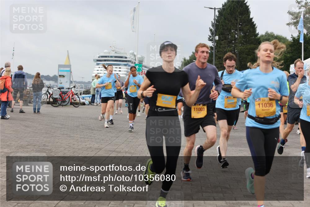 13.09.2026 - Kiel Lauf Andreas Tolksdorf http://msf.ph/oto/10356080 13.09.2026 09:58:53 Kiellinie 11003, 11036 meine-sportfotos.de