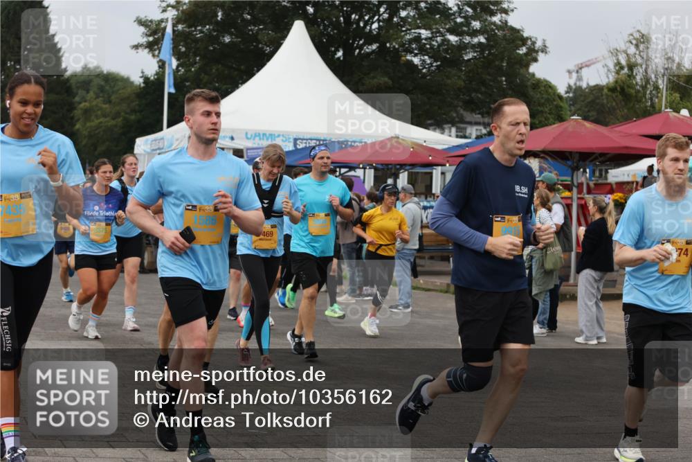 13.09.2026 - Kiel Lauf Andreas Tolksdorf http://msf.ph/oto/10356162 13.09.2026 09:58:56 Kiellinie 38, 7435, 9920, 8375, 38, 1586, 469, 38, 74 meine-sportfotos.de