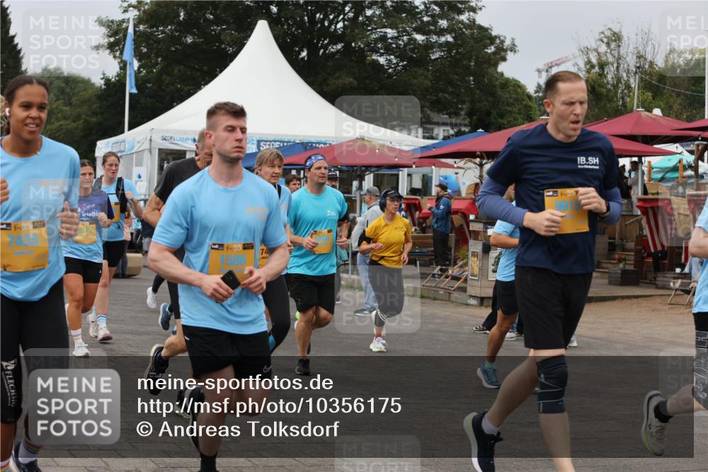 13.09.2026 - Kiel Lauf Andreas Tolksdorf http://msf.ph/oto/10356175 13.09.2026 09:58:57 Kiellinie 38, 7435, 8375, 394, 1586, 74, 38 meine-sportfotos.de