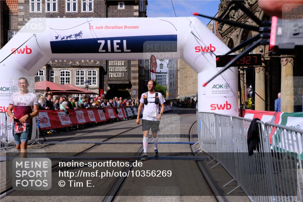 13.09.2026 - 21. swb-Marathon Bremen Tim E. http://msf.ph/oto/10356269 13.09.2026 12:49:49 Ziel 968, 1483 meine-sportfotos.de