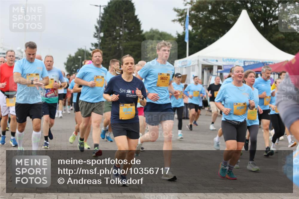 13.09.2026 - Kiel Lauf Andreas Tolksdorf http://msf.ph/oto/10356717 13.09.2026 09:59:19 Kiellinie 8542, 9657, 12473 meine-sportfotos.de