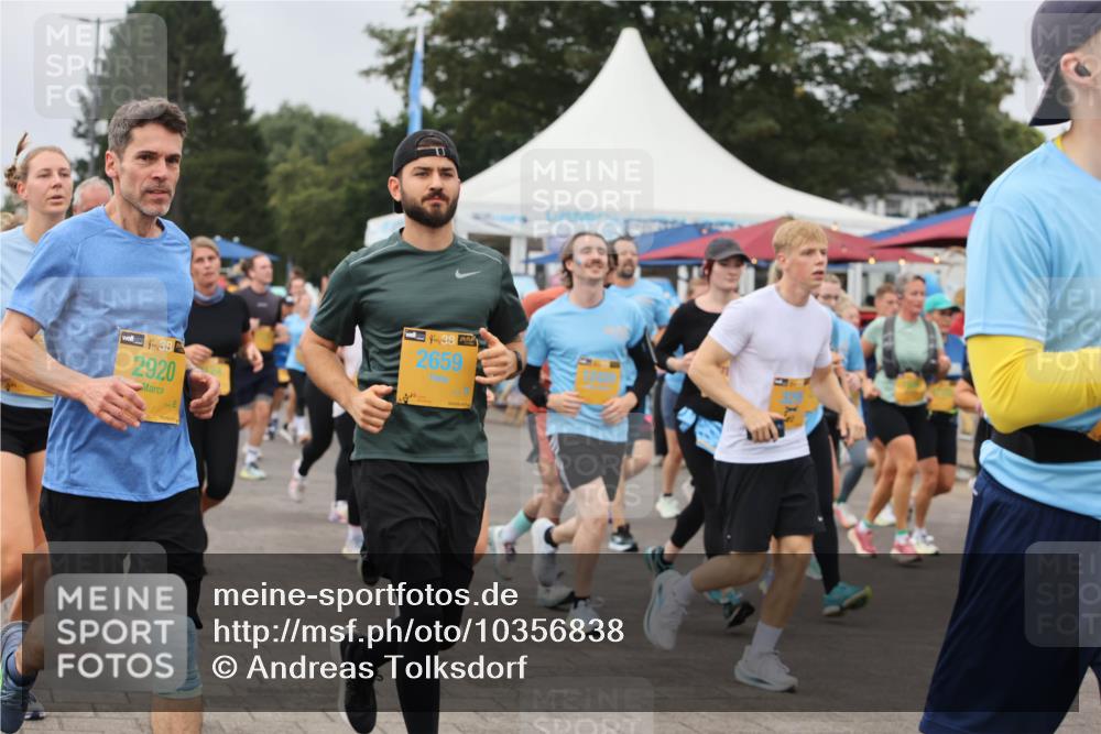 13.09.2026 - Kiel Lauf Andreas Tolksdorf http://msf.ph/oto/10356838 13.09.2026 09:59:25 Kiellinie 48, 2920, 38, 2659 meine-sportfotos.de