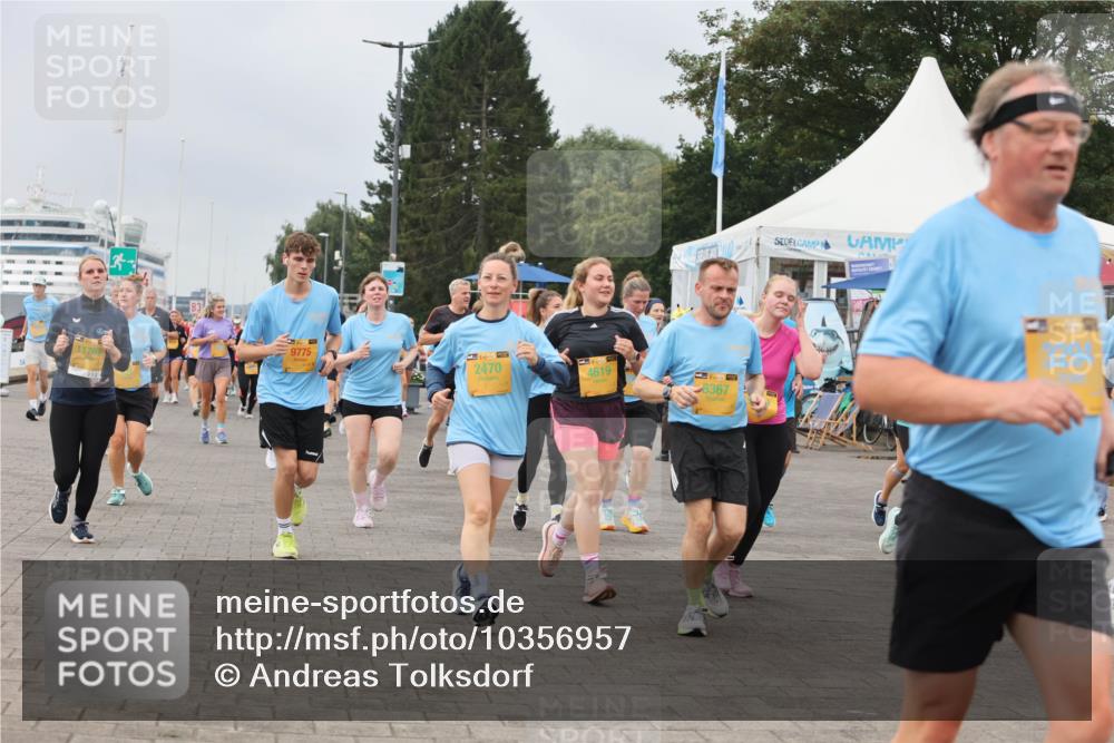 13.09.2026 - Kiel Lauf Andreas Tolksdorf http://msf.ph/oto/10356957 13.09.2026 09:59:30 Kiellinie 11762, 9775, 2470, 4619, 39, 6367 meine-sportfotos.de