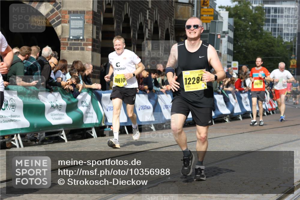 13.09.2026 - 21. swb-Marathon Bremen Strokosch-Dieckow http://msf.ph/oto/10356988 13.09.2026 10:56:59 Ziel 10240, 10356, 10372, 10486, 10540, 10721, 10771, 10824, 10888, 10936, 11064, 11069, 11349, 11407, 11474, 11601, 11855, 11871, 11872, 11911, 11996, 12434, 12543, 10157, 10166, 10578, 10700, 10772, 10969, 11236, 11292, 11484, 11667, 12032, 12382, 12383 meine-sportfotos.de