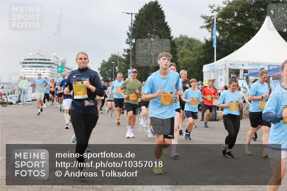 13.09.2026 - Kiel Lauf Andreas Tolksdorf http://msf.ph/oto/10357018 13.09.2026 09:59:31 Kiellinie 38, 11762, 5413, 9775 meine-sportfotos.de