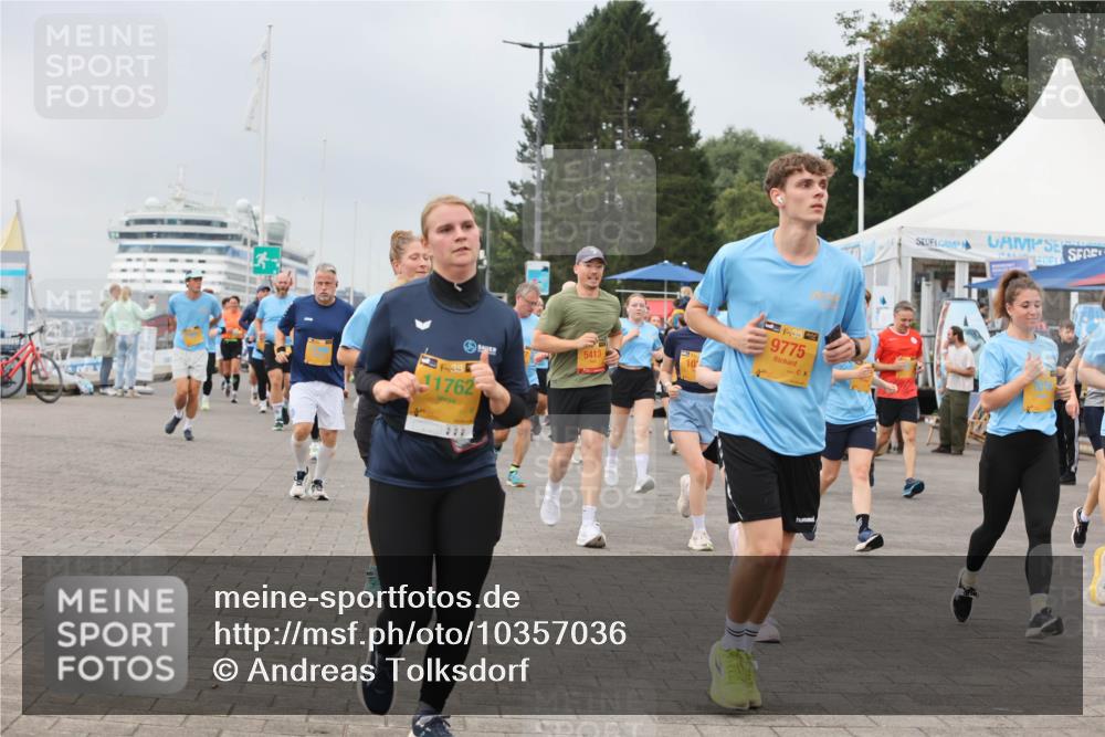 13.09.2026 - Kiel Lauf Andreas Tolksdorf http://msf.ph/oto/10357036 13.09.2026 09:59:32 Kiellinie 38, 11762, 5413, 10, 38, 9775 meine-sportfotos.de