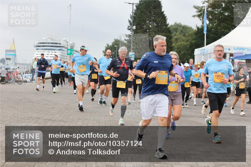 13.09.2026 - Kiel Lauf Andreas Tolksdorf http://msf.ph/oto/10357124 13.09.2026 09:59:35 Kiellinie 6731, 39, 11496, 38, 39, 10077, 4895 meine-sportfotos.de