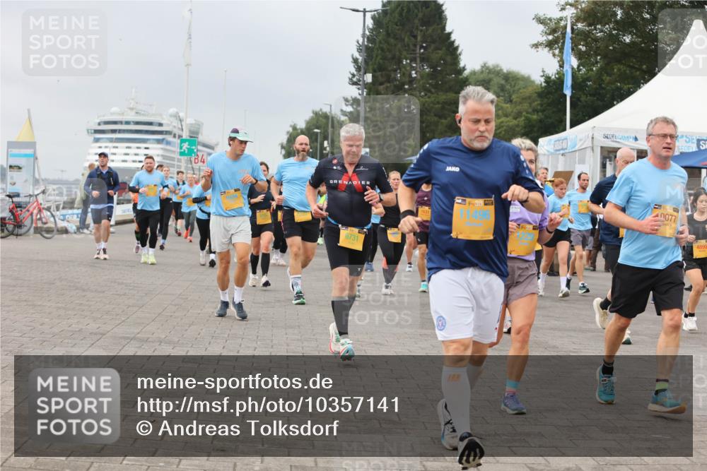13.09.2026 - Kiel Lauf Andreas Tolksdorf http://msf.ph/oto/10357141 13.09.2026 09:59:35 Kiellinie 6731, 1631, 39, 11496, 0077, 4895 meine-sportfotos.de