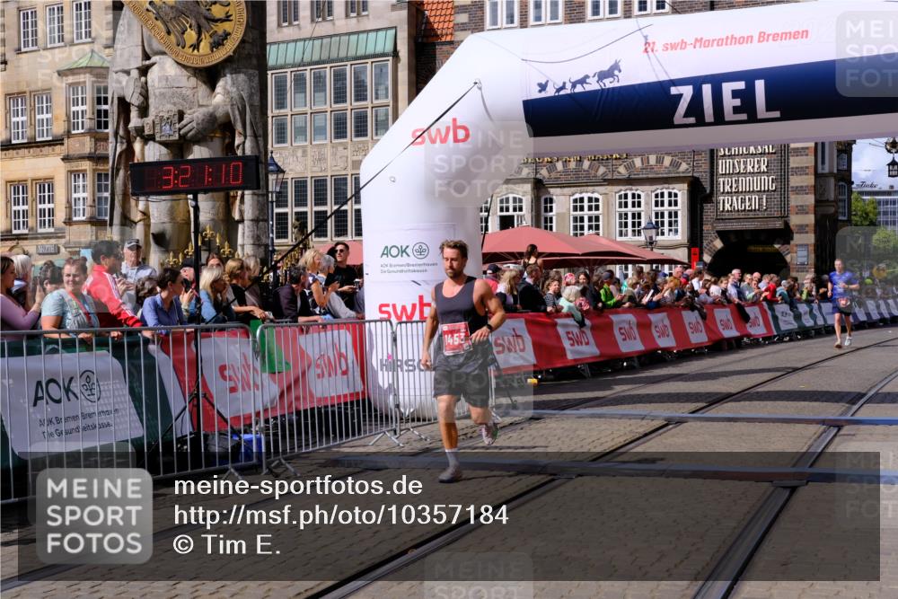 13.09.2026 - 21. swb-Marathon Bremen Tim E. http://msf.ph/oto/10357184 13.09.2026 12:51:59 Ziel 482, 943, 1126 meine-sportfotos.de