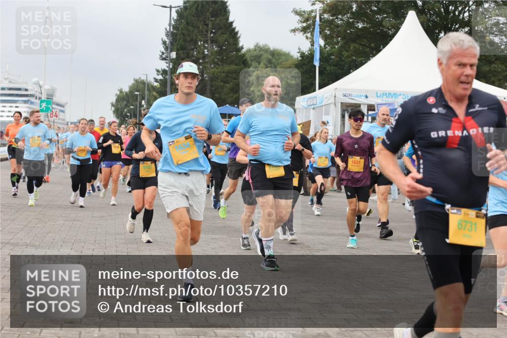 13.09.2026 - Kiel Lauf Andreas Tolksdorf http://msf.ph/oto/10357210 13.09.2026 09:59:38 Kiellinie 9107, 38, 1614, 1631, 6731 meine-sportfotos.de